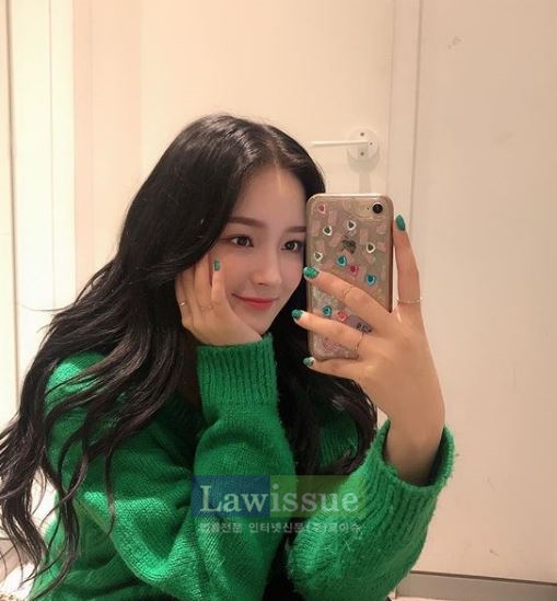 낸시의 우윳빛 피부가 인상적이다 / 사진출처 : instagram