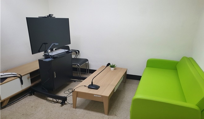 창원지방법원 영상신문실.(사진제공=창원지법)