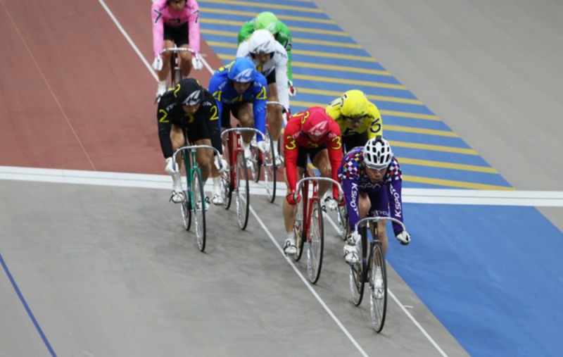 경륜선수들 모습.(사진=국민체육진흥공단)