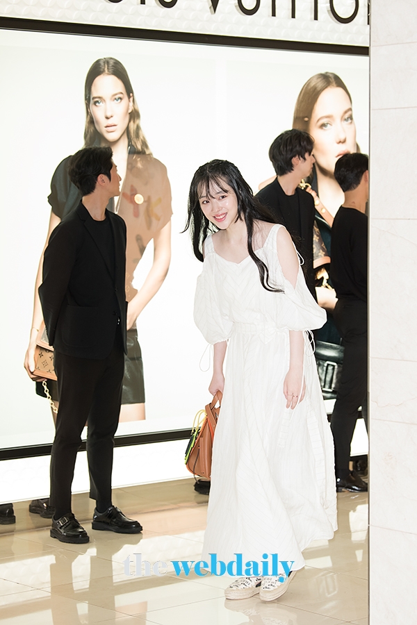 설리, 포토월 행사 현장