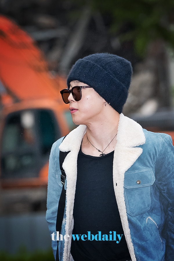 방탄소년단(BTS) 지민, KBS 2TV 음악방송 '뮤직뱅크' 출근길