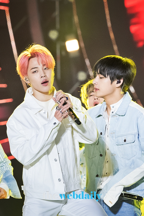 방탄소년단(BTS) 지민-뷔, SBS 슈퍼콘서트 in 광주 행사 현장