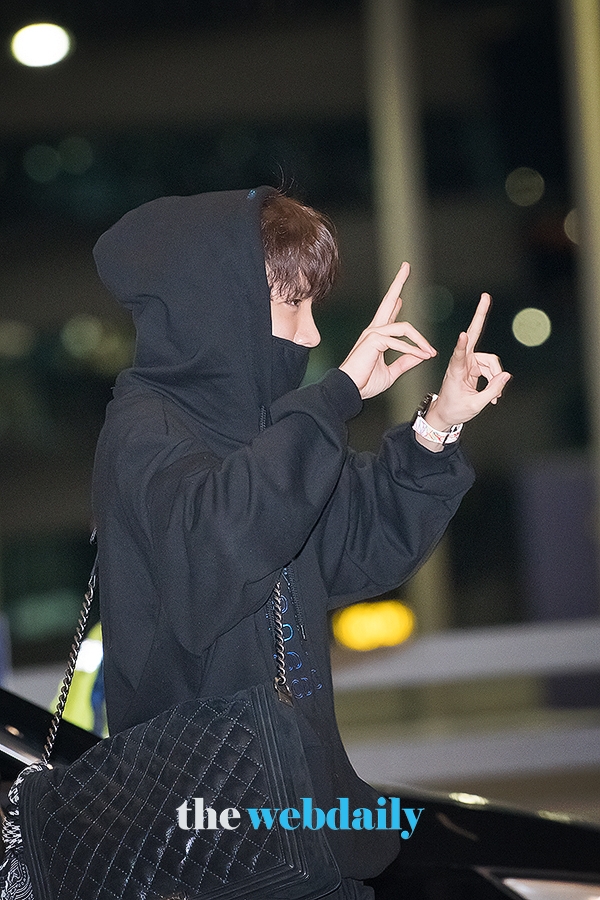 방탄소년단(BTS) 제이홉, 인천국제공항 출국 현장
