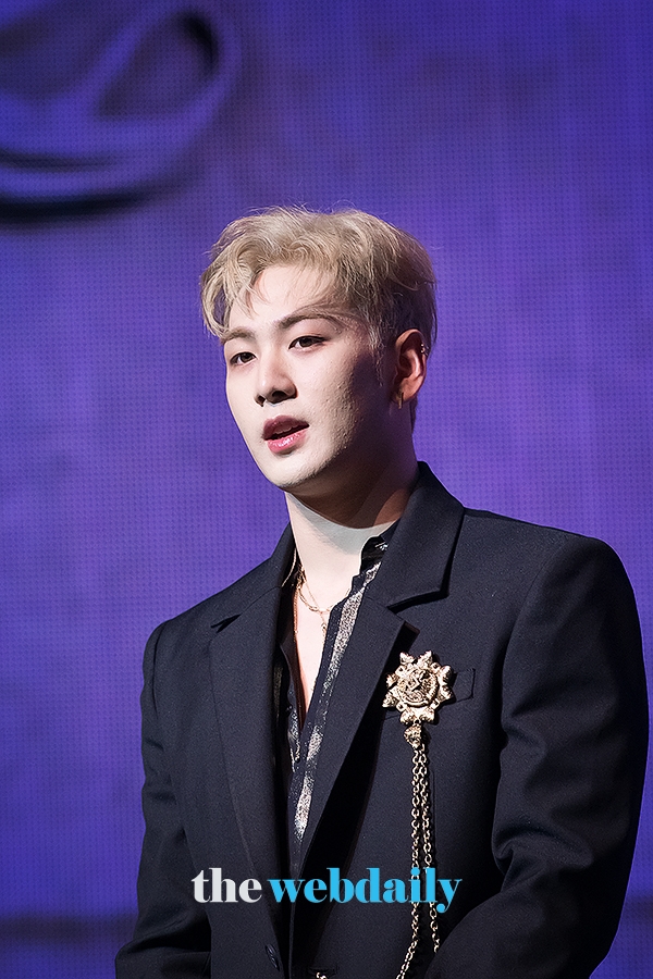 뉴이스트 백호, ‘에버 애프터Happily Ever After’ 발매 기념 쇼케이스 현장