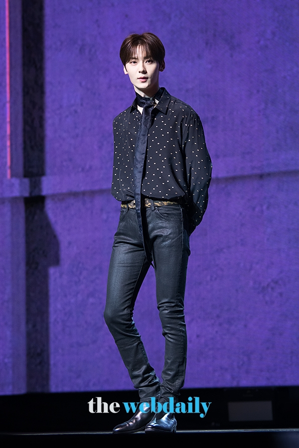 뉴이스트 민현, ‘에버 애프터Happily Ever After’ 발매 기념 쇼케이스 현장