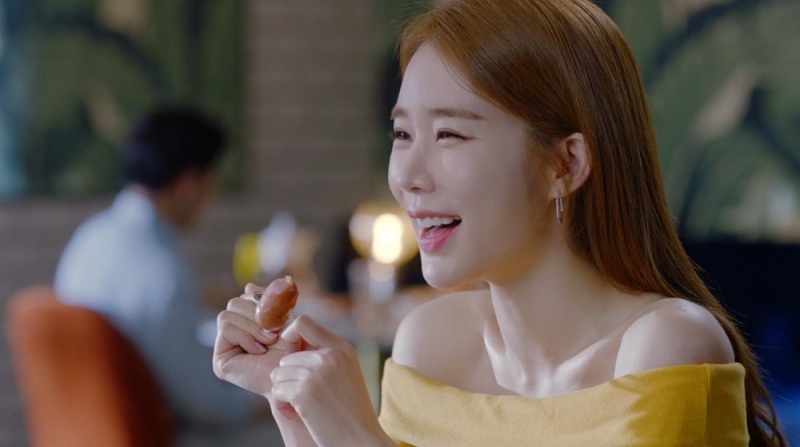 건강미녀 유인나와 함께 한 신체건강 W TV 광고 캡쳐.(사진=코카-콜라사)