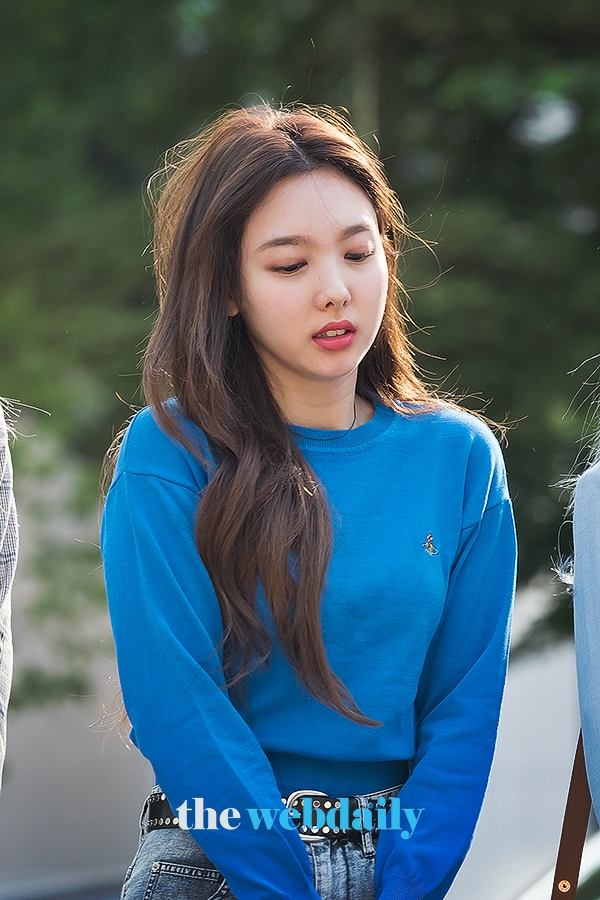 TWICE(트와이스) 나연, KBS 2TV 음악방송 '뮤직뱅크' 출근길