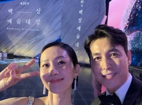▲정우성 염정아 (사진=SNS 캡처)