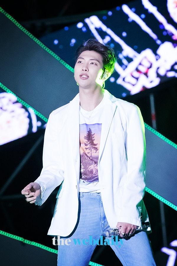 방탄소년단(BTS) RM, SBS 슈퍼콘서트 in 광주 행사 현장