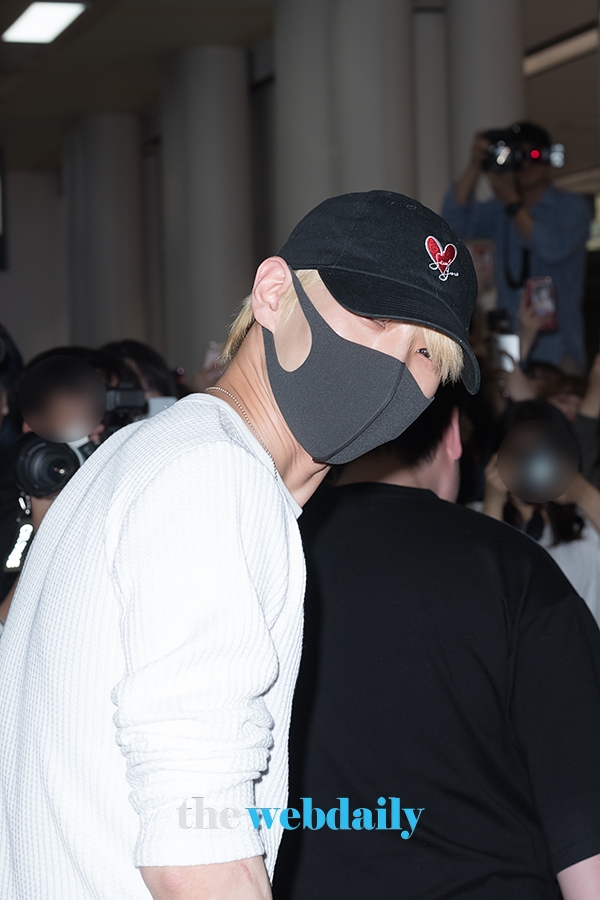 빅스 레오, 김포국제공항 입국 현장