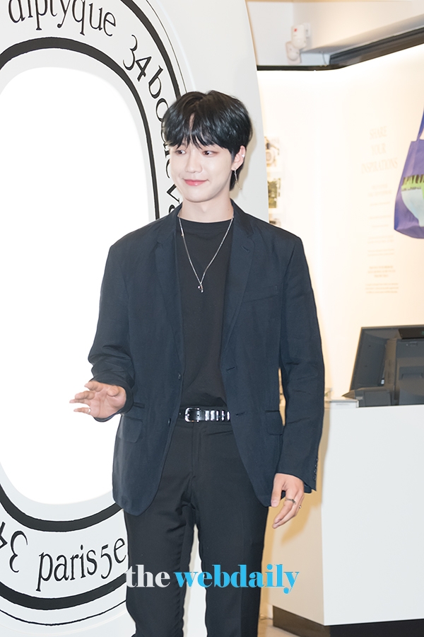 임영민, 딥티크 포토월 행사 현장