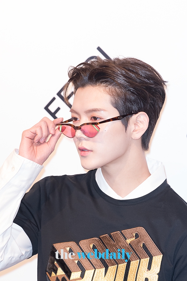 뉴이스트 렌, 젠틀몬스터 포토월 행사 현장
