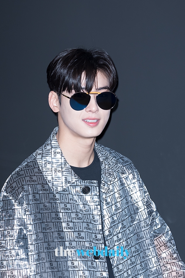 차은우, 젠틀몬스터 포토월 행사 현장