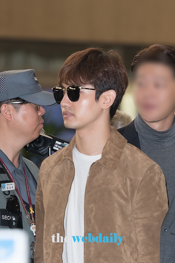 동방신기(TVXQ) 최강창민, 김포국제공항 출국 현장