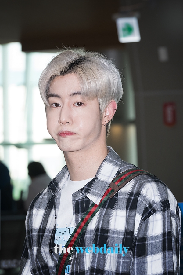 갓세븐(GOT7) 마크, 김포국제공항 국내선 출발 현장