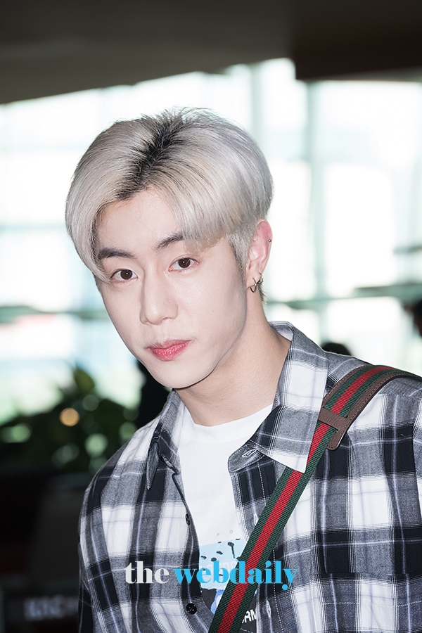 갓세븐(GOT7) 마크, 김포국제공항 국내선 출발 현장