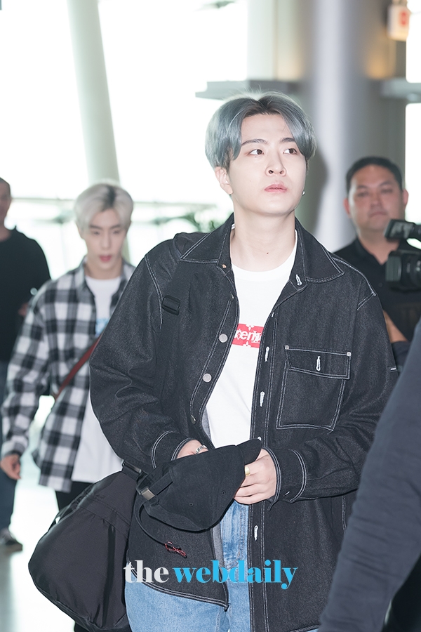 갓세븐(GOT7) 영재, 김포국제공항 국내선 출발 현장