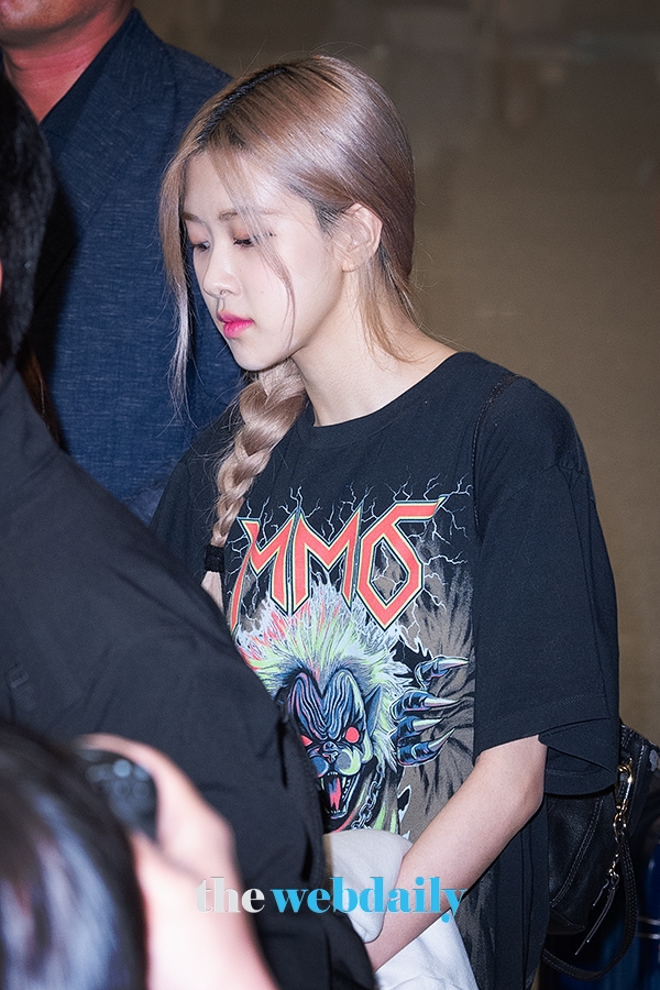 BLACKPINK(블랙핑크) 로제, 인천국제공항 입국 현장