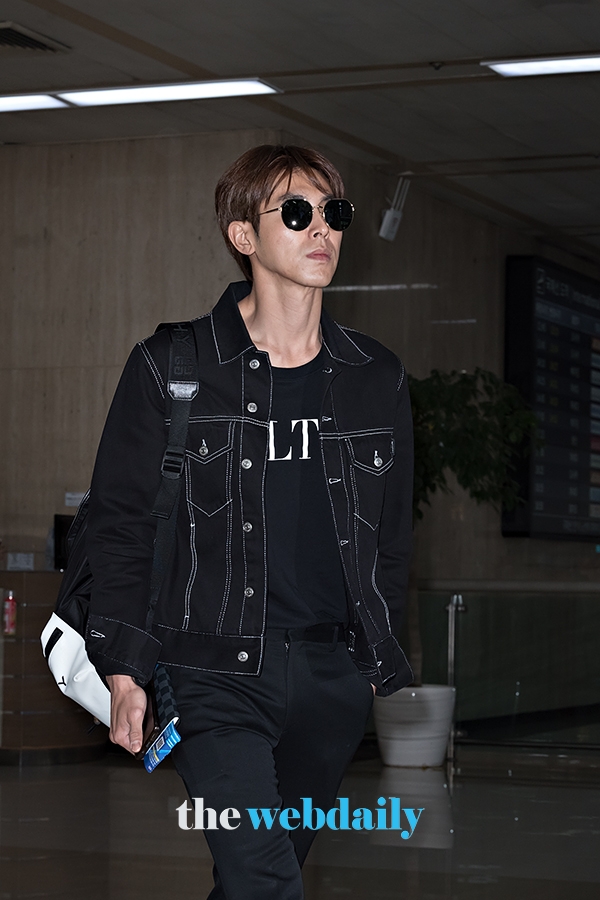 동방신기(TVXQ) 유노윤호, 김포국제공항 입국 현장
