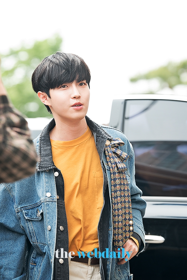 김재환, KBS2 '대국민 토크쇼 안녕하세요' 출근길 현장