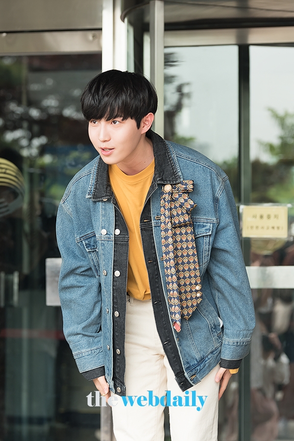 김재환, KBS2 '대국민 토크쇼 안녕하세요' 출근길 현장