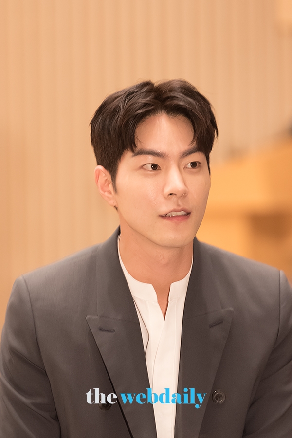 홍종현, SBS 수목 드라마 '절대그이' 제작발표회 현장