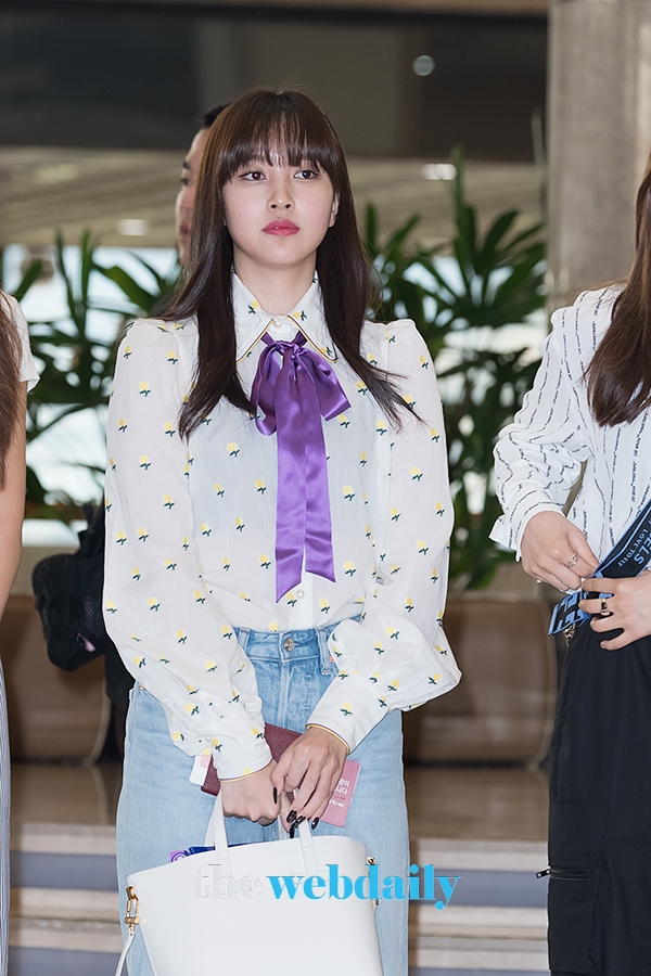 TWICE(트와이스) 미나, 김포국제공항 출국 현장