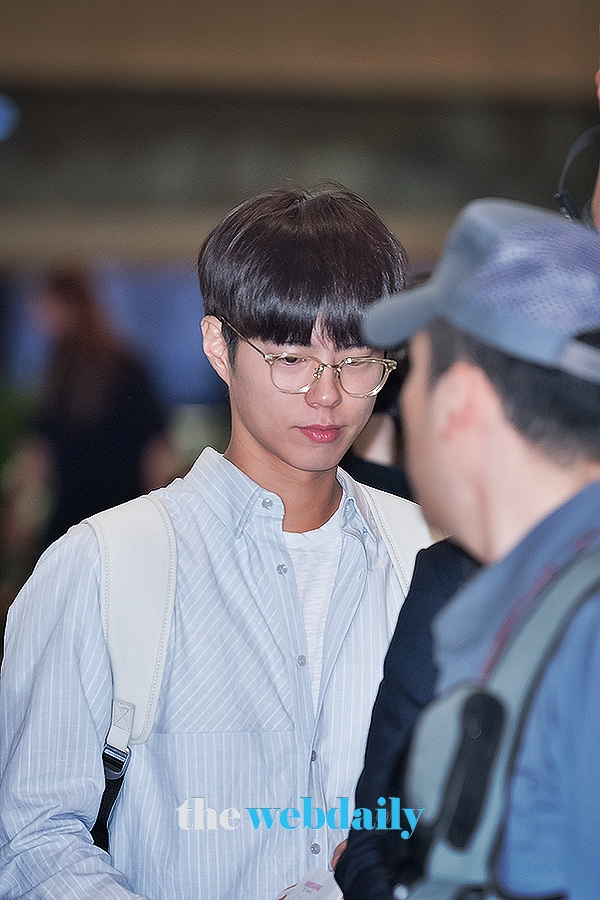 박보검, 김포국제공항 출국 현장