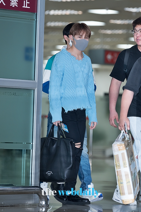 하성운, 김포국제공항 입국 현장