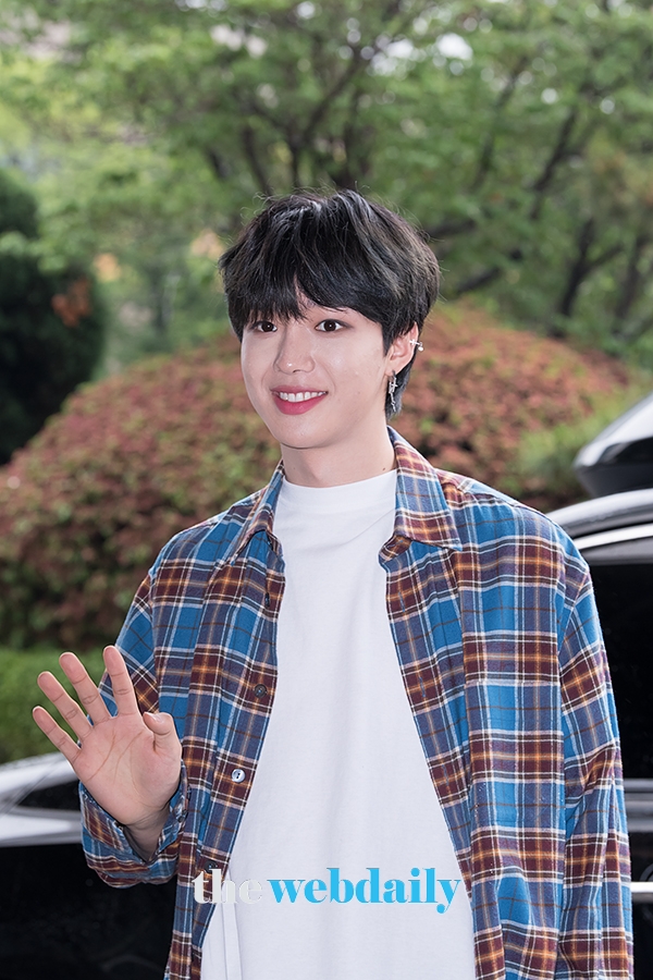 AB6IX 임영민, KBS2 '대국민 토크쇼 안녕하세요' 출근길 현장