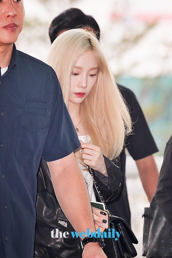 태연, 인천국제공항 출국 현장