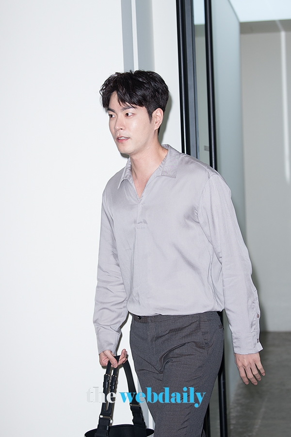 홍종현, 바이레도 포토월 행사 행사 현장