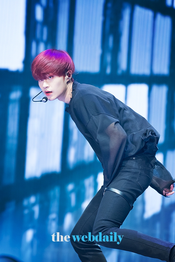 AB6IX 이대휘 데뷔 앨범 B:COMPLETE(비컴플릿)’ 발매 기념 쇼케이스 현장