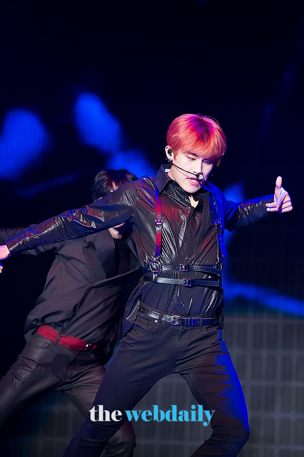 AB6IX 박우진, 데뷔 앨범 B:COMPLETE(비컴플릿)’ 발매 기념 쇼케이스 현장