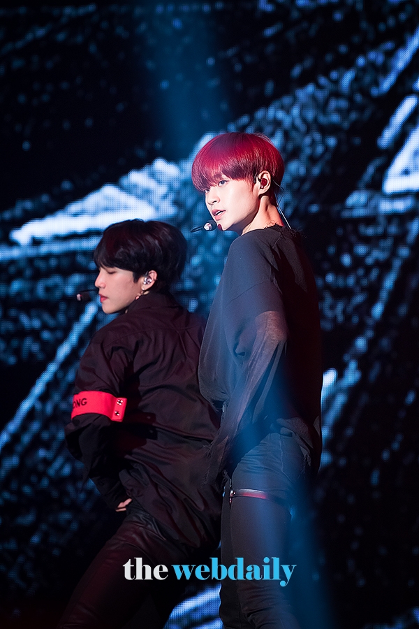 AB6IX 이대휘, 데뷔 앨범 B:COMPLETE(비컴플릿)’ 발매 기념 쇼케이스 현장