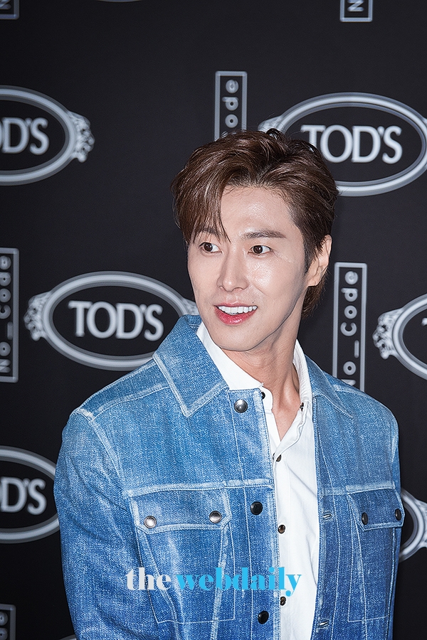 동방신기(TVXQ) 유노윤호, 토즈(TOD’S) 포토월 행사 현장