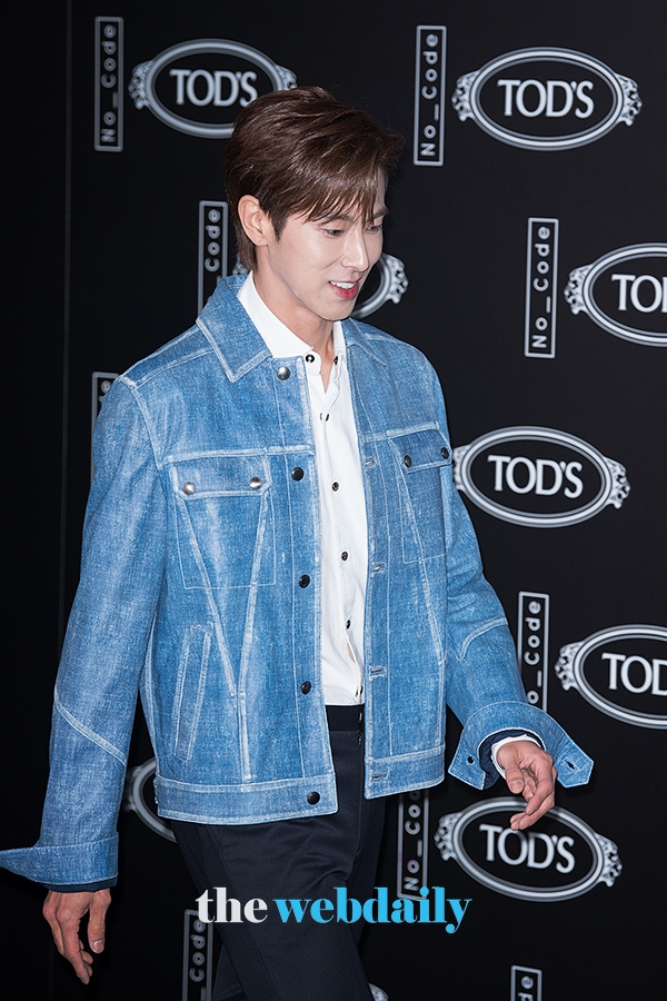동방신기(TVXQ) 유노윤호, 토즈(TOD’S) 포토월 행사 현장