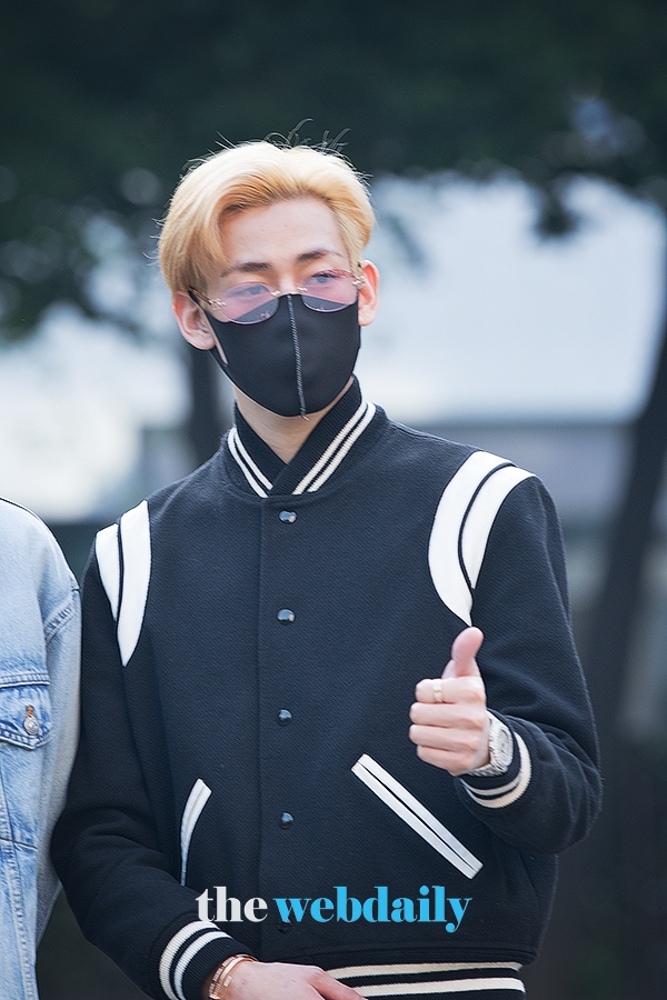 갓세븐(GOT7) 뱀뱀, KBS 2TV 음악방송 '뮤직뱅크' 출근길