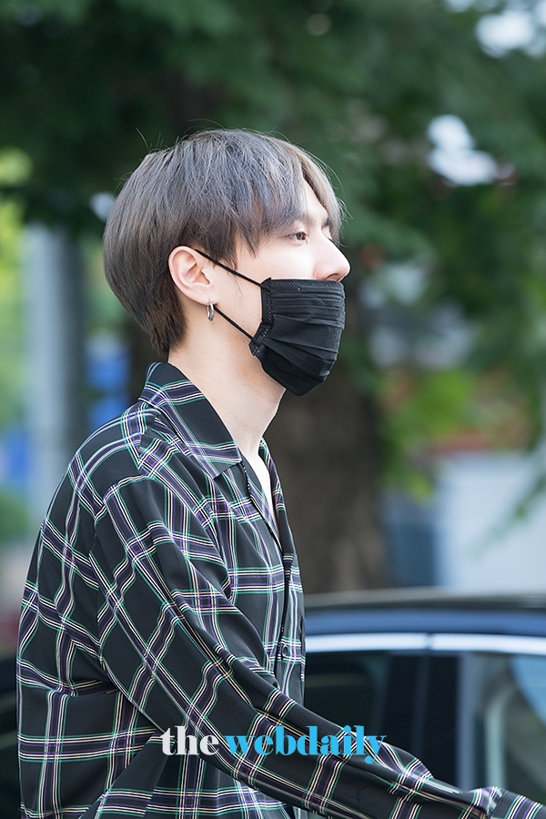 갓세븐(GOT7) 유겸, KBS 2TV 음악방송 '뮤직뱅크' 출근길