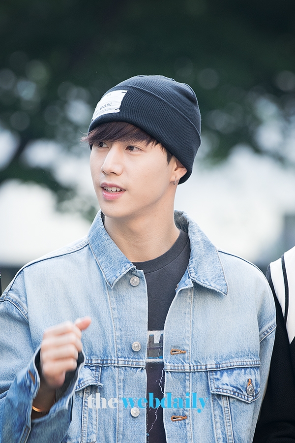 갓세븐(GOT7) 마크, KBS 2TV 음악방송 '뮤직뱅크' 출근길