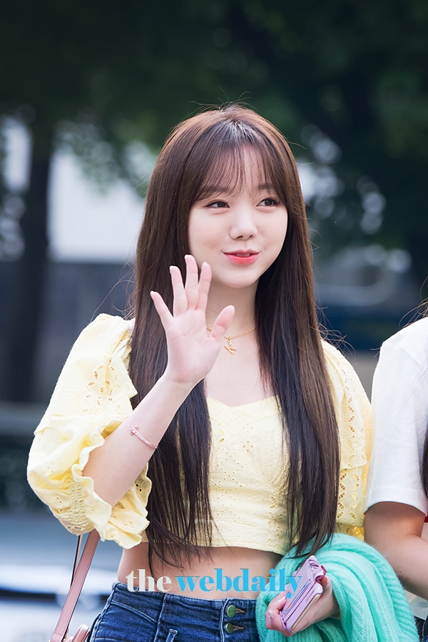 러블리즈(Lovelyz) 케이, KBS 2TV 음악방송 '뮤직뱅크' 출근길