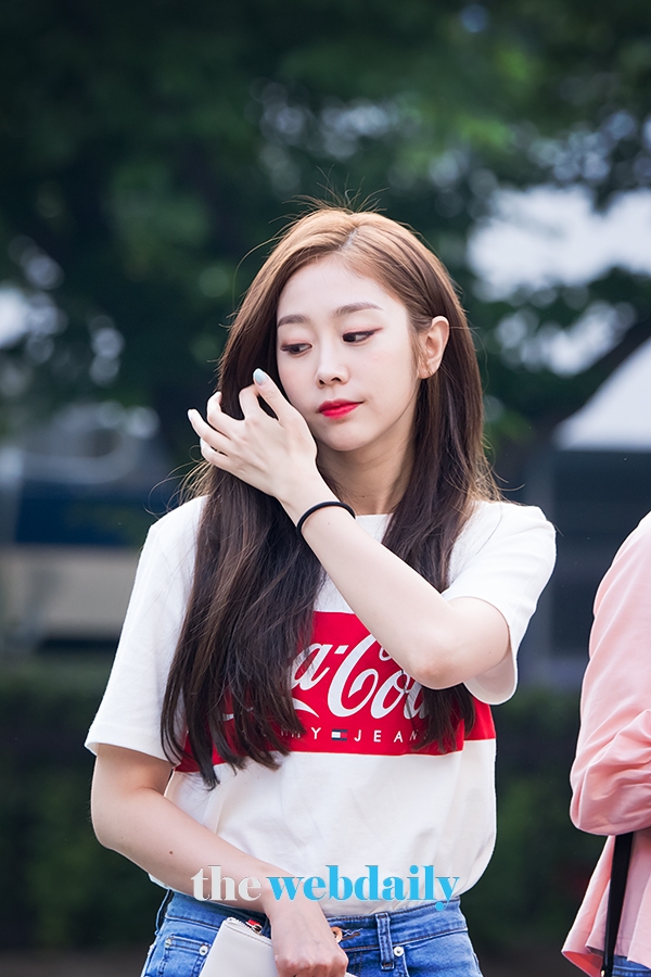 러블리즈(Lovelyz) 서지수, KBS 2TV 음악방송 '뮤직뱅크' 출근길