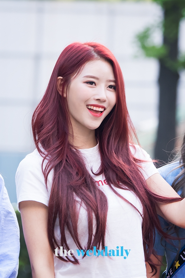 러블리즈(Lovelyz) 이미주, KBS 2TV 음악방송 '뮤직뱅크' 출근길