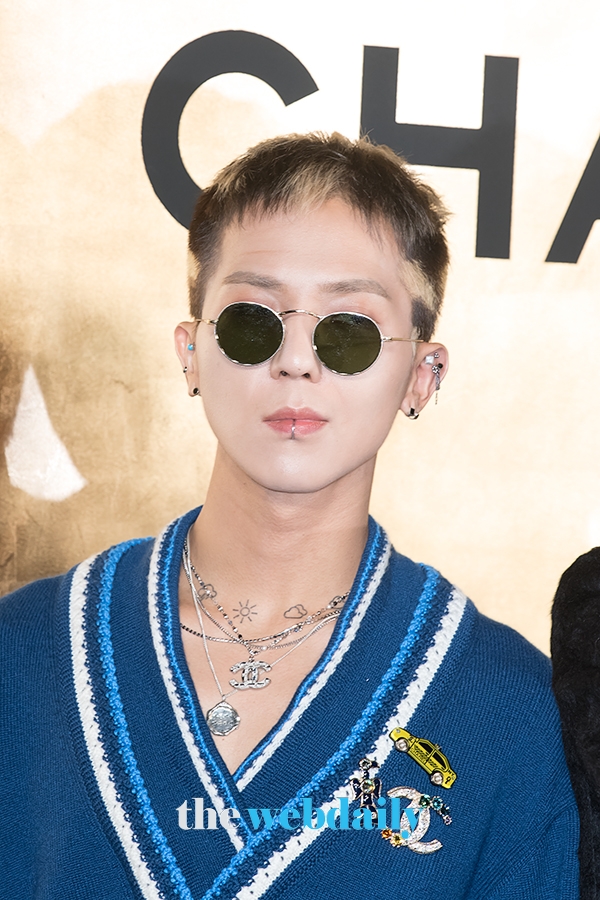 위너 송민호, 샤넬 컬렉션 쇼 개최 기념 포토월 행사 현장