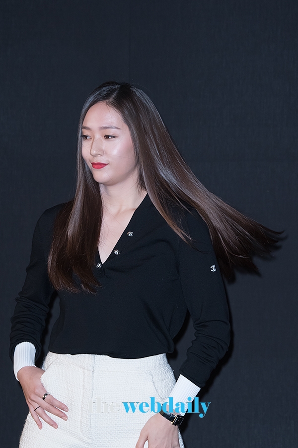 크리스탈, 샤넬 컬렉션 쇼 개최 기념 포토월 행사 현장