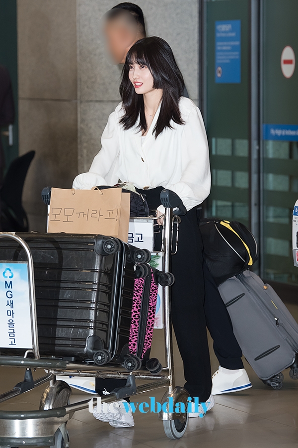 TWICE(트와이스) 모모, 인천국제공항 입국 현장