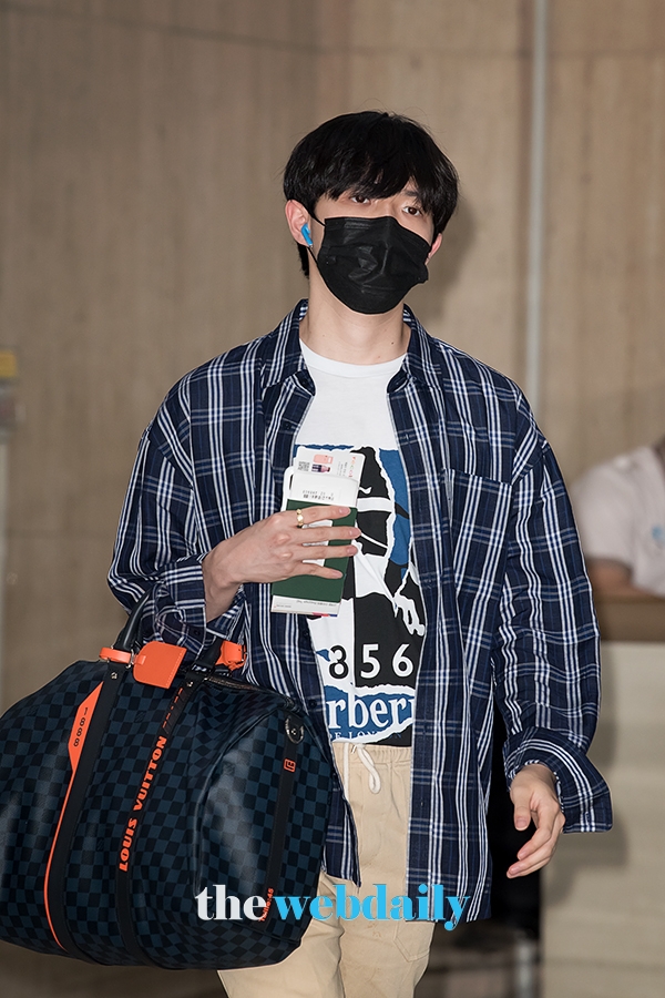 김재환, 김포국제공항 입국 현장