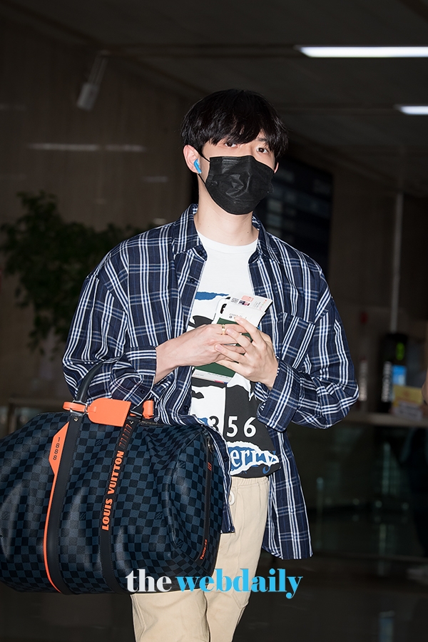 김재환, 김포국제공항 입국 현장