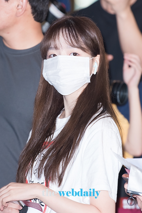 아이즈원(IZONE) 조유리, 김포국제공항 출국 현장