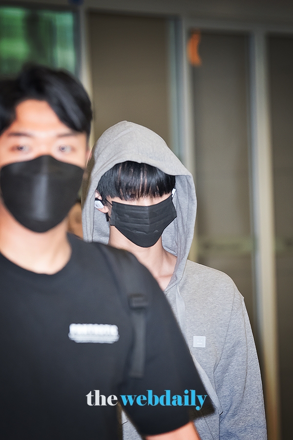 배진영, 인천국제공항 입국 현장